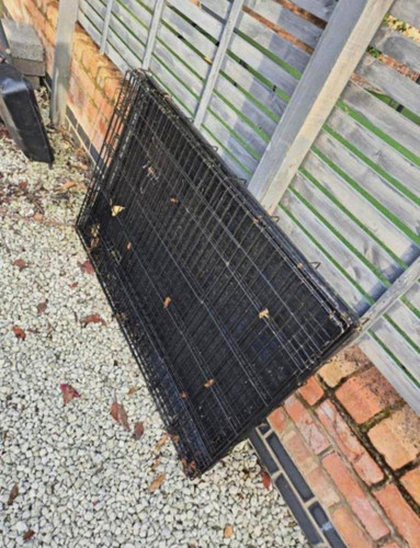 Dog crate good condition - dog,